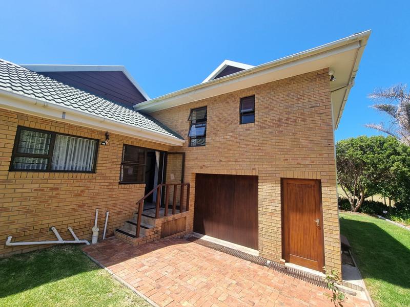 4 Bedroom Property for Sale in Hersham Western Cape